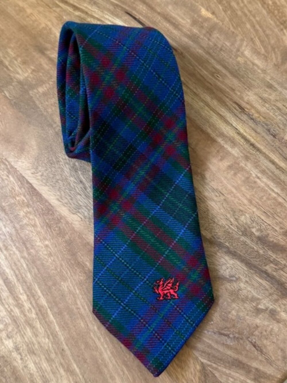 VINTAGE Original Welsh Tartan Pure Wool Tie Plaid Woven in Wales Red Dragon